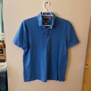 Tommy Hilfiger men’s blue golf shirt, 100% cotton custom fit short sleeve SZ XL.